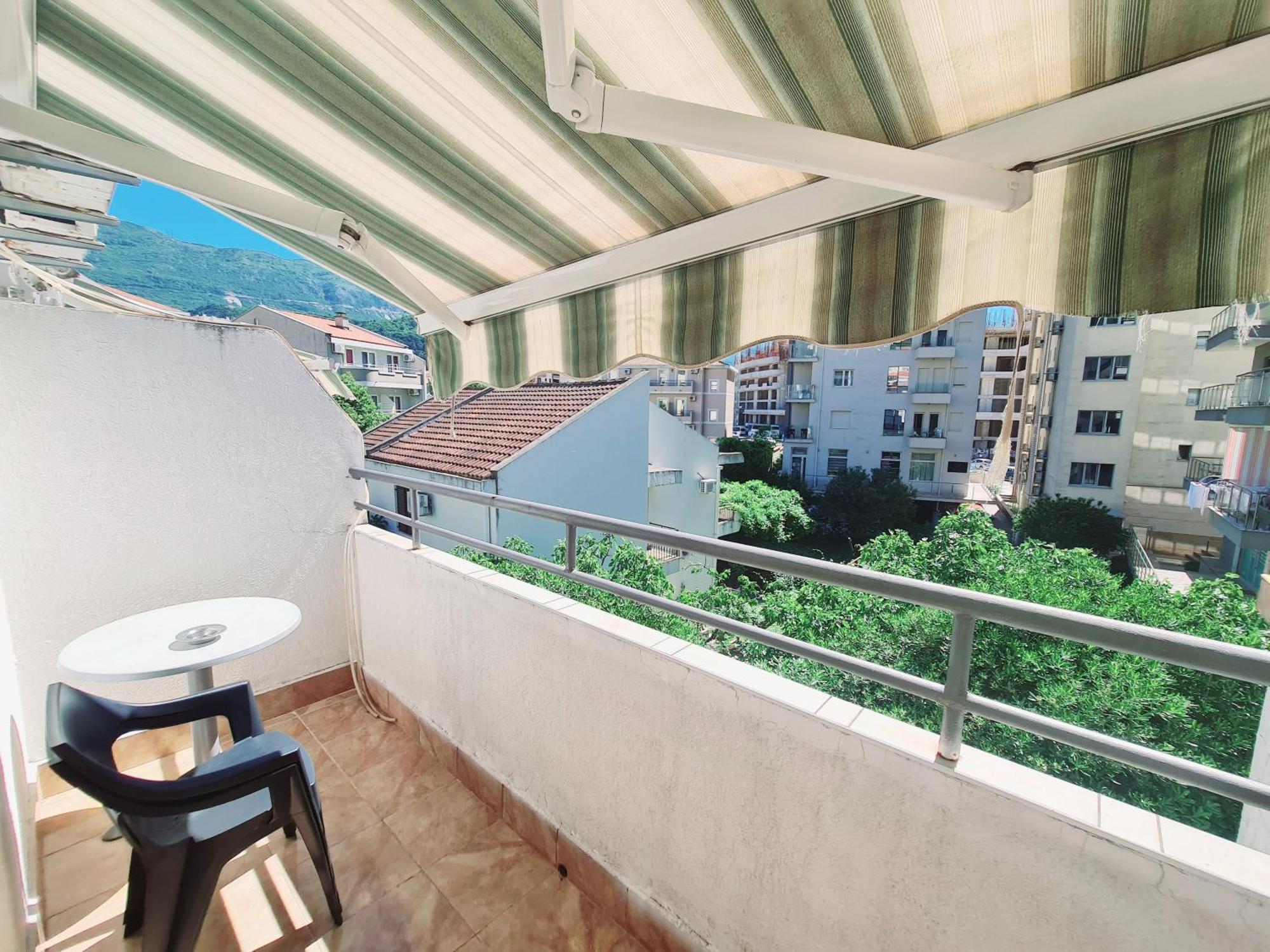 Apartments Pier Budva Bilik gambar