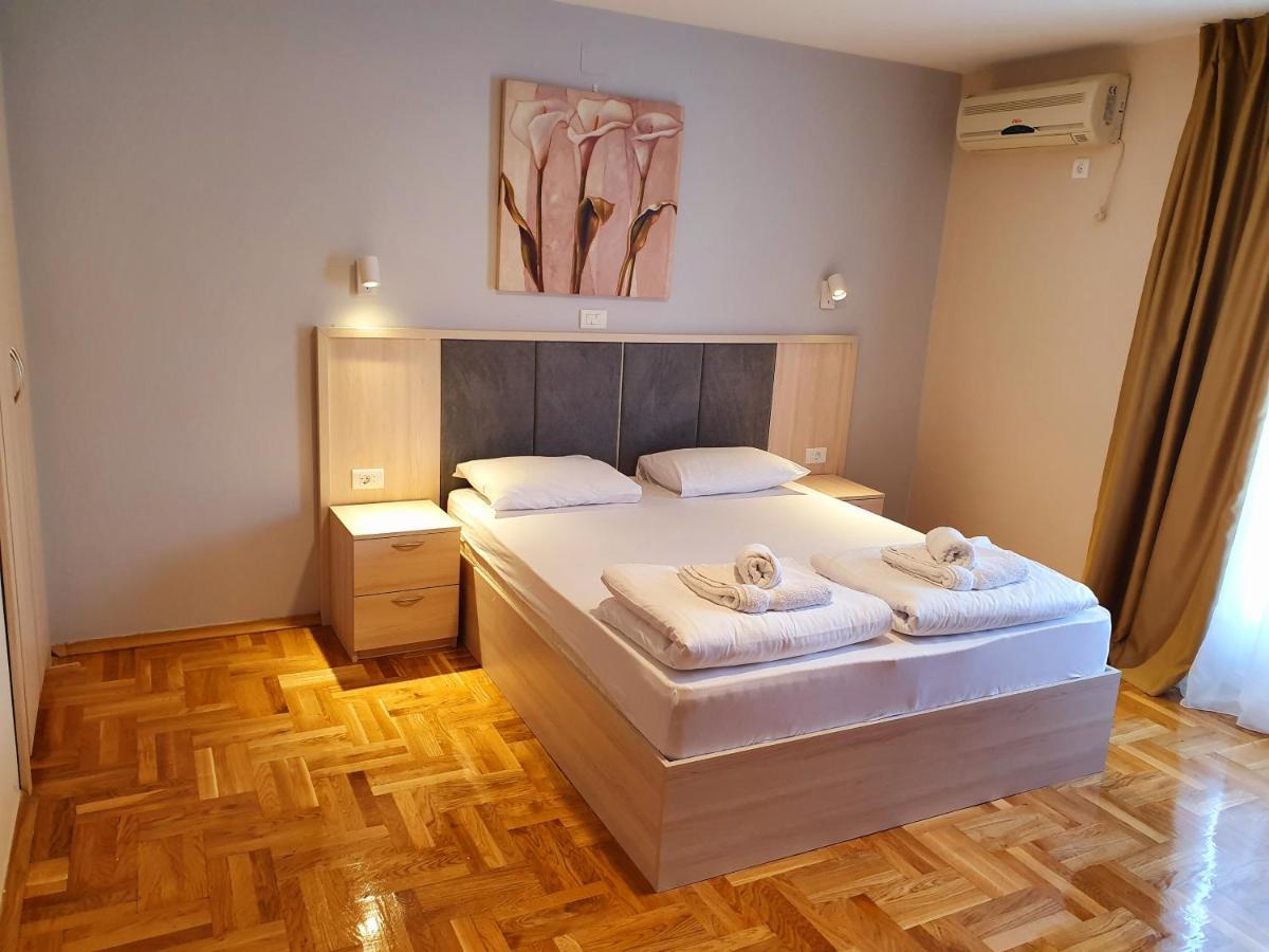 Apartments Pier Budva Luaran gambar