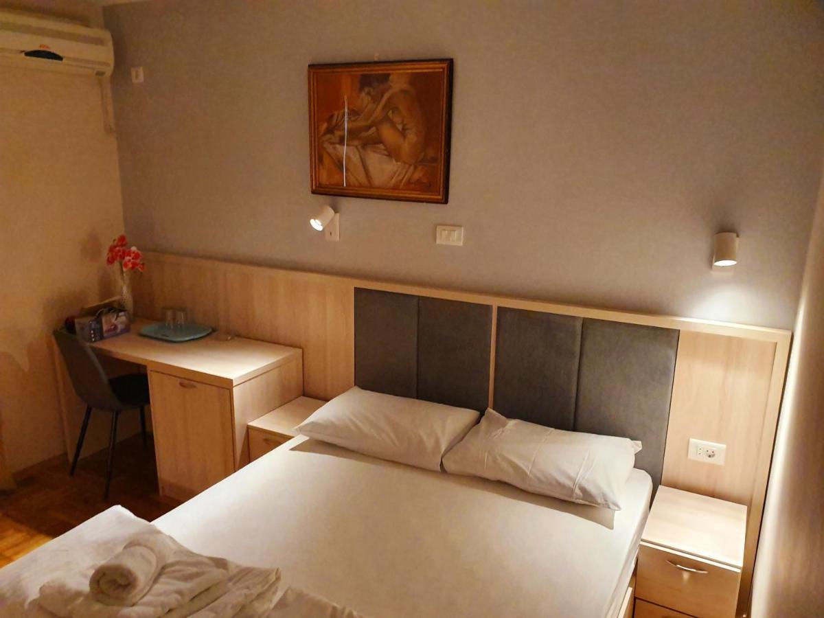 Apartments Pier Budva Luaran gambar