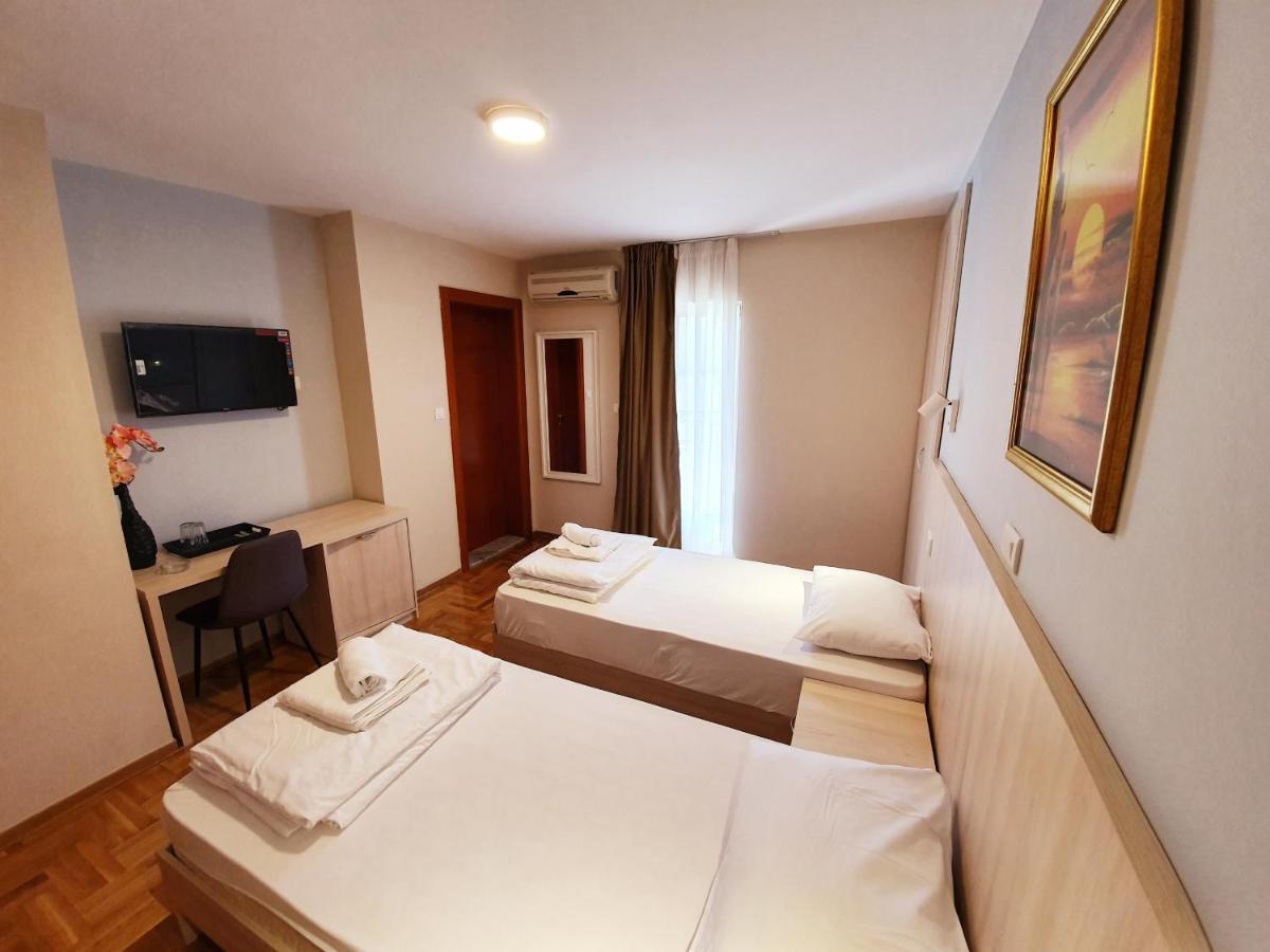Apartments Pier Budva Luaran gambar