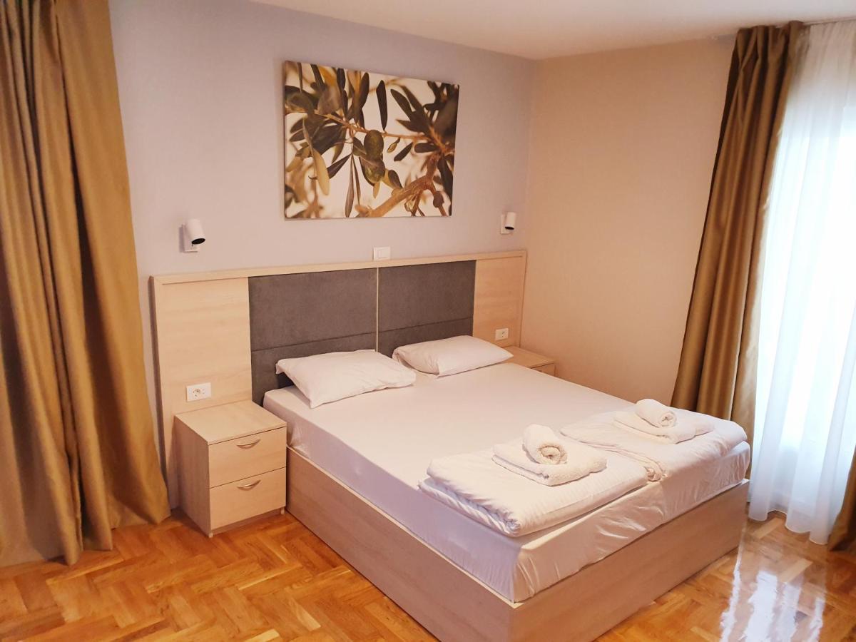 Apartments Pier Budva Luaran gambar